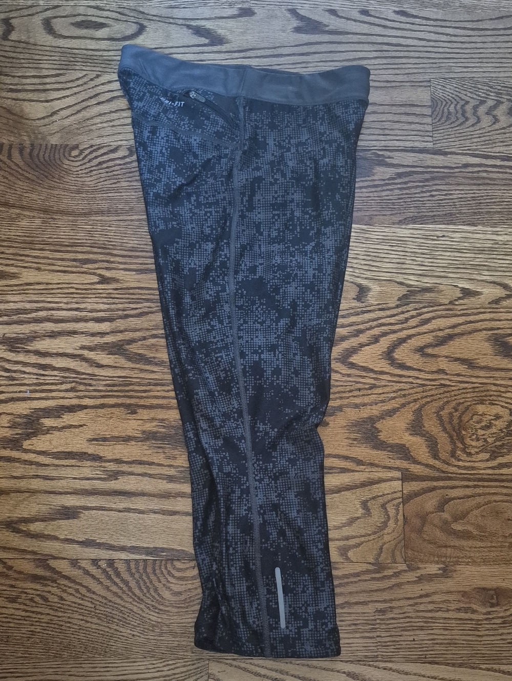 Nike Black Pixel-Print Athletic Leggings